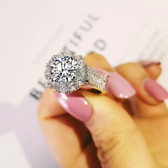 925 Sterling Silver Round Diamond Engagement Ring - Picture 2 of 7